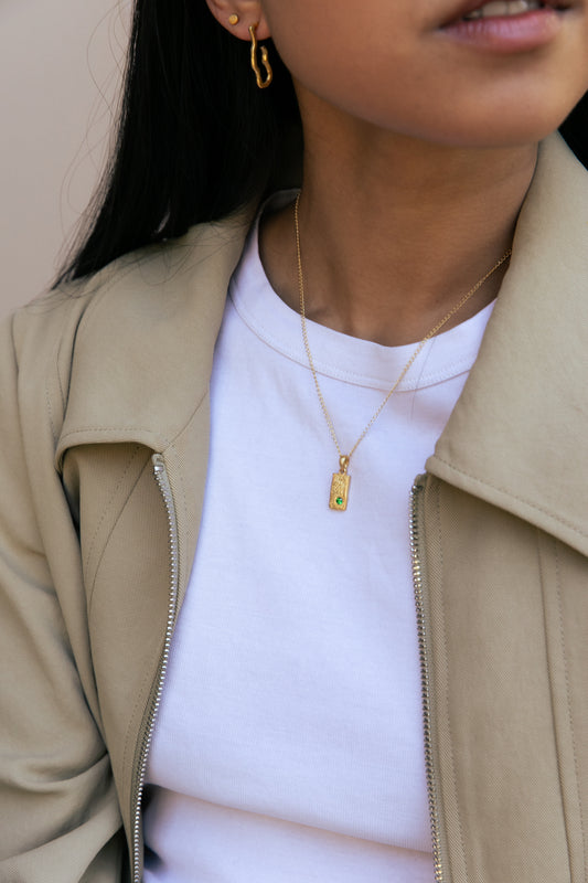 Dinner Plate Pendant // Gold