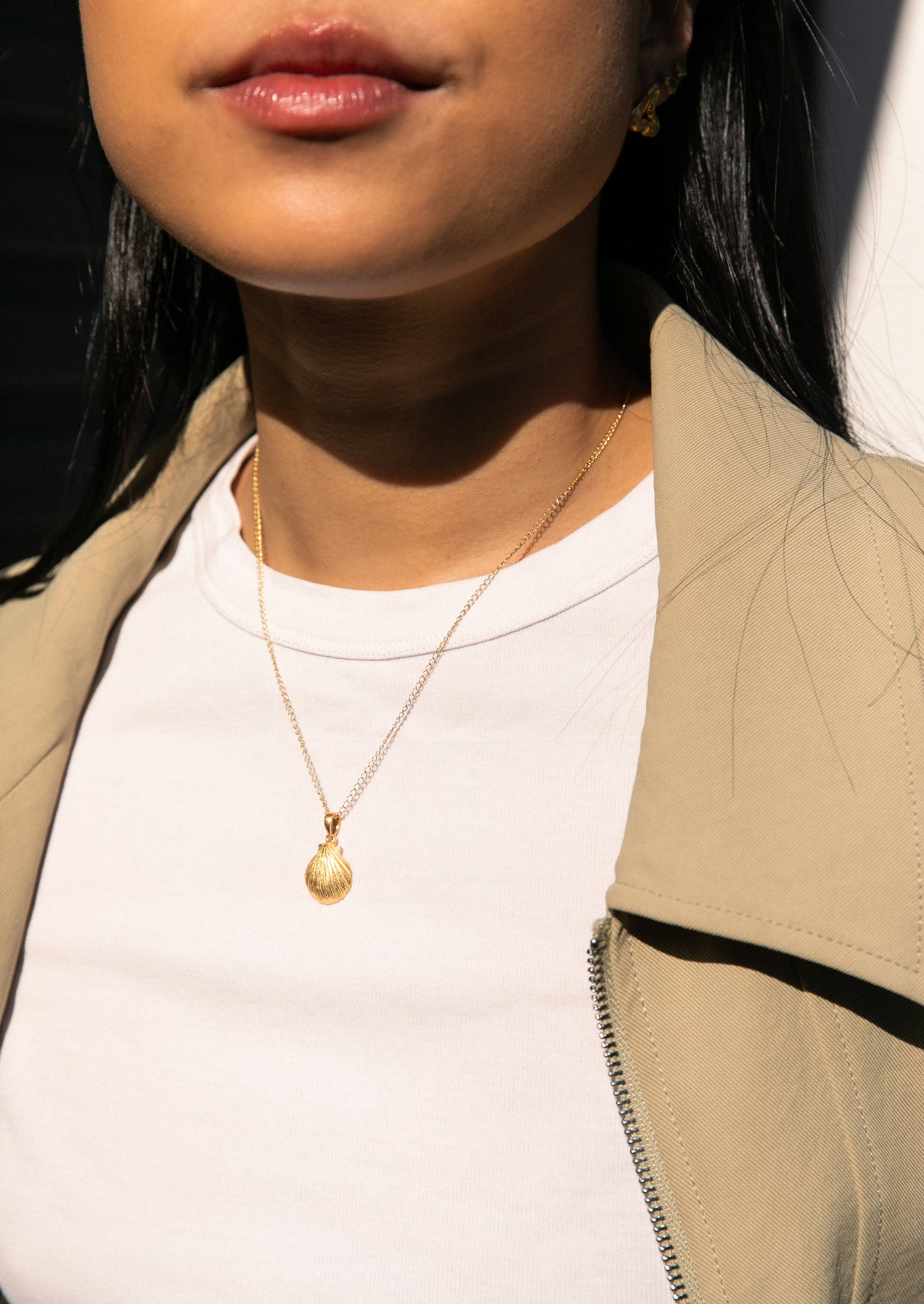 Scallop Pendant // Gold