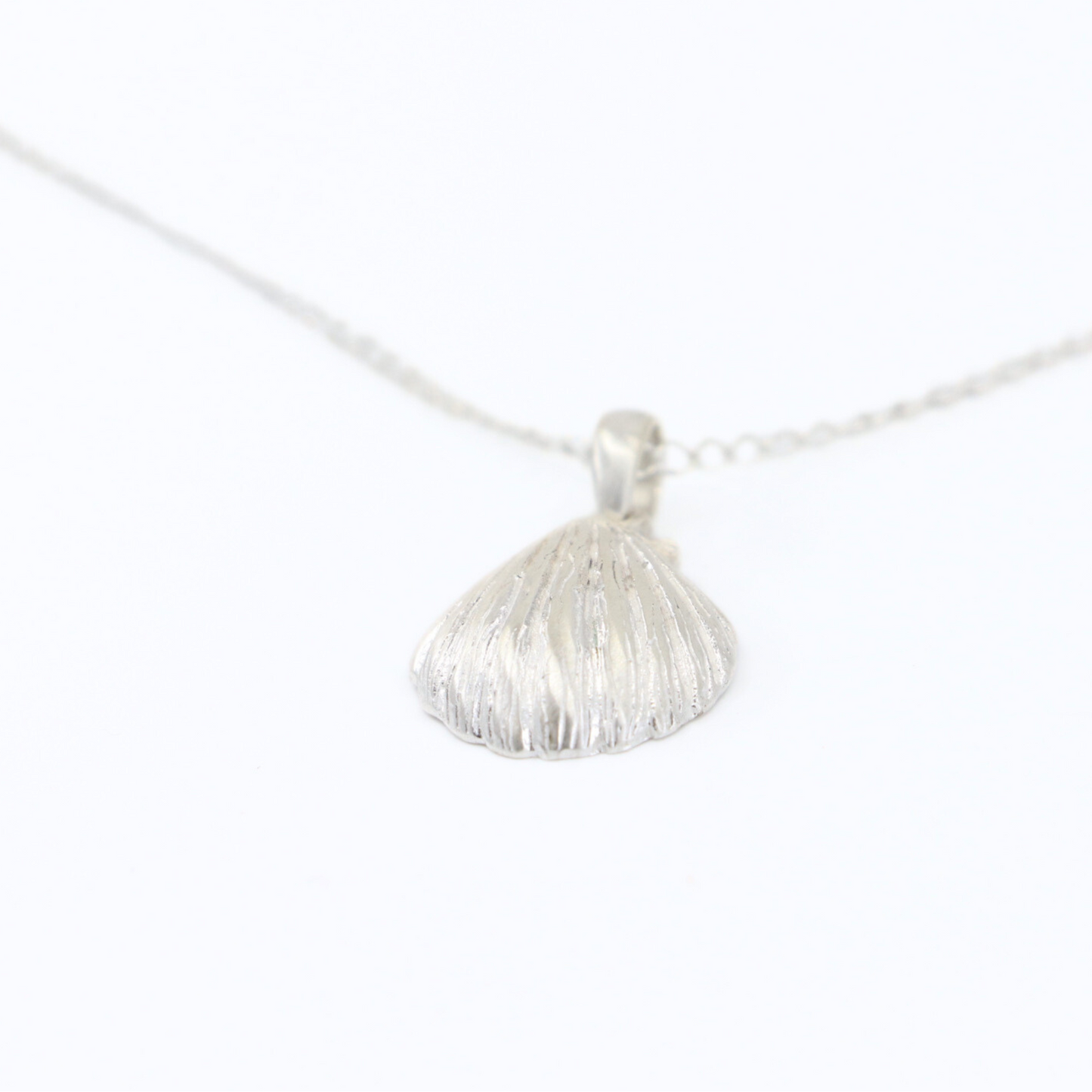 Scallop Pendant // Silver